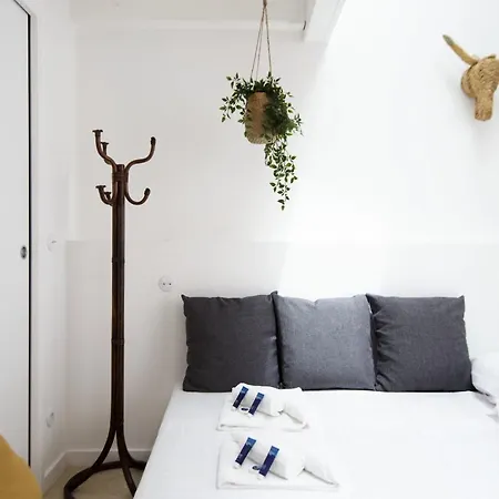 Charming Bohemian Little House With Terrace 5 Min From The - Welkeys Biarritz